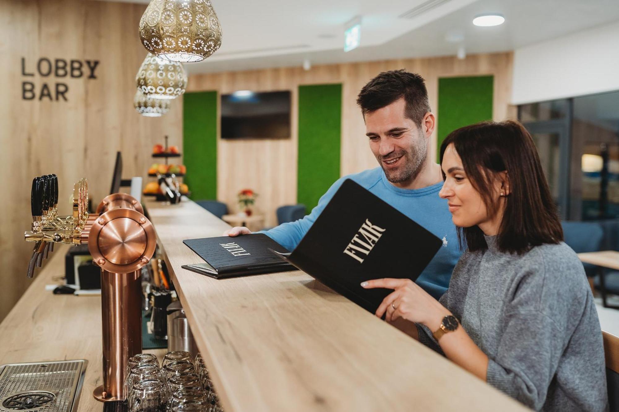 Spa & Wellness Hotel Fitak**** Liptovský Ján Kültér fotó